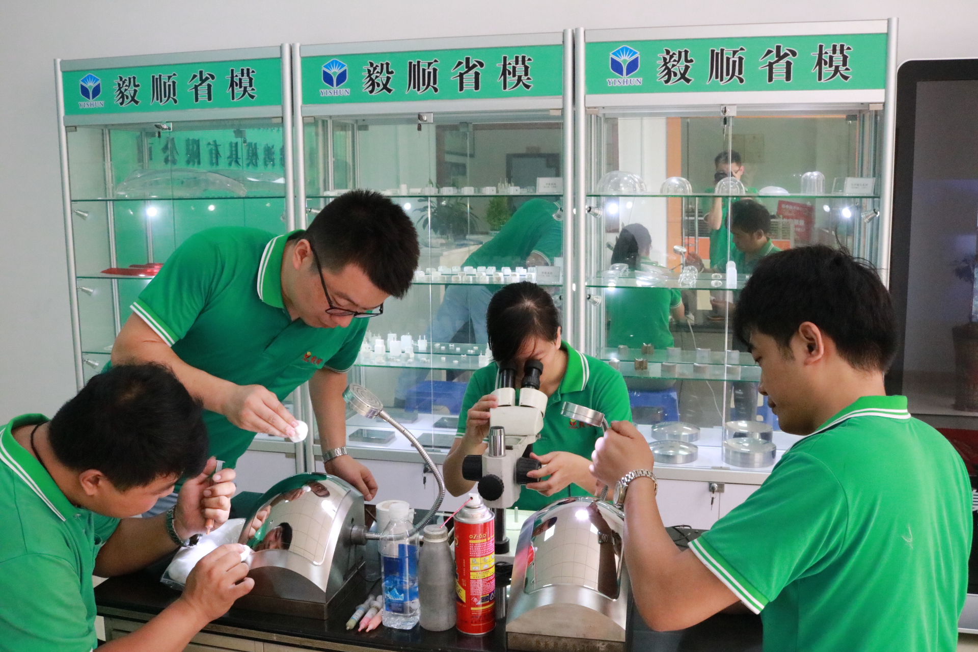 塑胶模具抛光