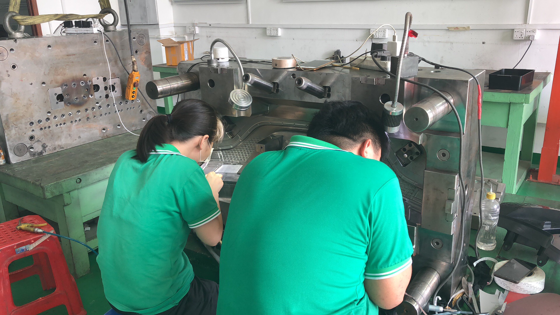模具镜面抛光