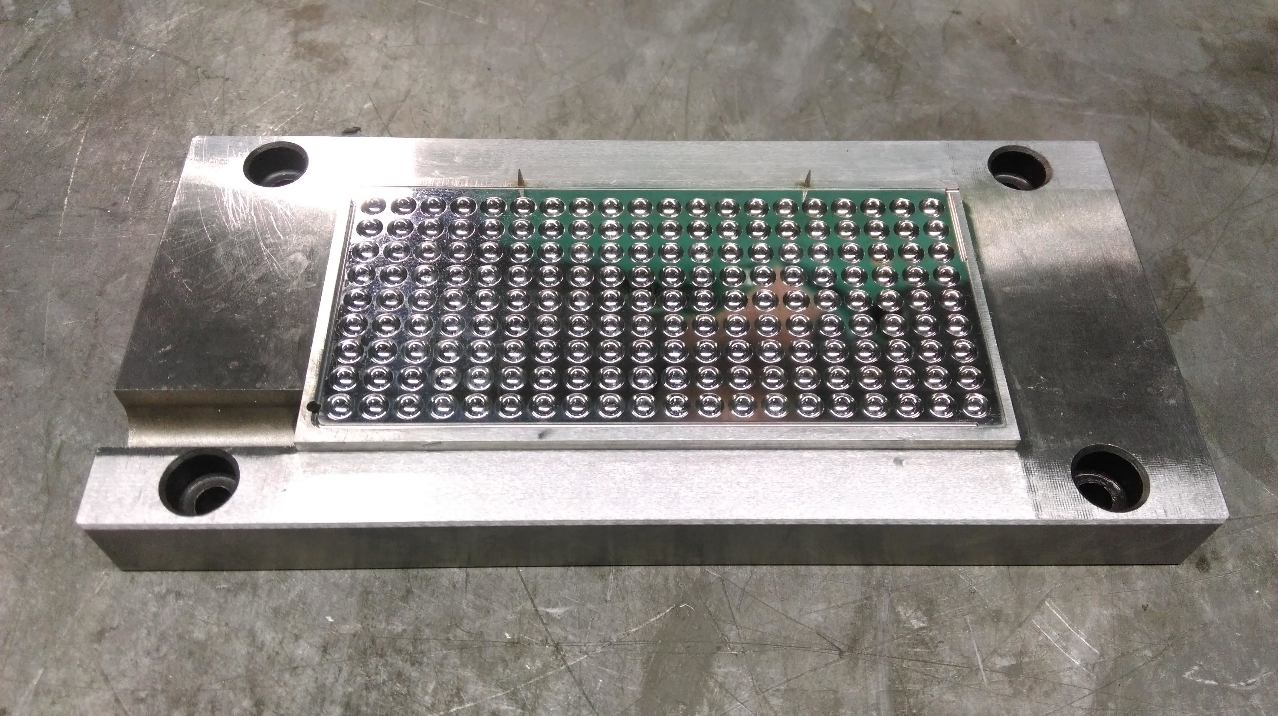 LED灯珠模具抛光